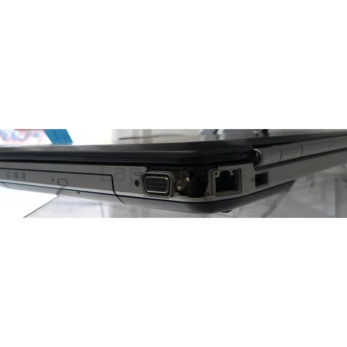 Dell Latitude E5520 használt laptop - Intel Core i7-2620M | 8 GB RAM | 500 GB SSHD | 15 |6