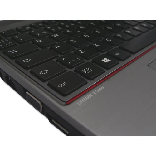 Fujitsu Lifebook E754 Core i5-4310m 2 |7 Ghz | 8 gb ram | 250 GB SSD | 15 |6